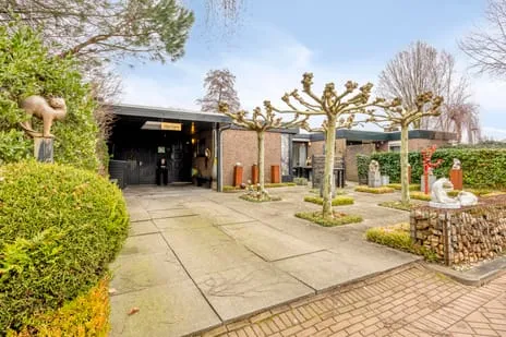 Tussenwoning te koop: Willem Alexanderlaan 18, Beatrixstraat Poortugaal