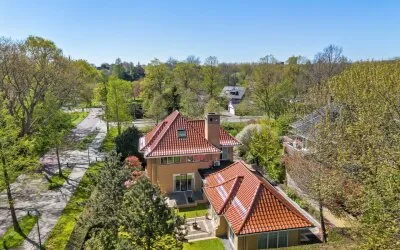 Vrijstaande woning te koop: Willem de Zwijgerlaan 22, Venelaankwartier - Buurt 11 01 Hoorn
