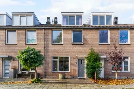 Tussenwoning te koop: Willem de Zwijgerlaan 24E, Oranjewijk Leiderdorp