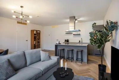 Appartement te huur: Willem de Zwijgerstraat 8C, Overschie Rotterdam