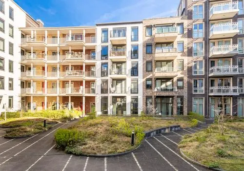 Appartement te koop: Willem Dudokhof 173, Holland Park Diemen