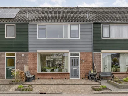 Tussenwoning te koop: Willem Egbertsstraat 74, Hasselt Dedemsvaart Hasselt