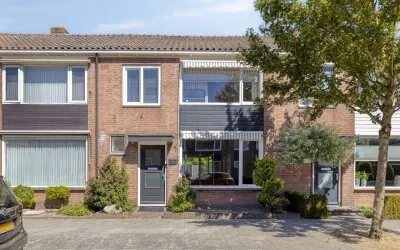 Tussenwoning te koop: Willem Kalfstraat 30, Stadsveld-Noord-Bruggert Enschede