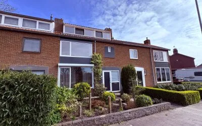 Tussenwoning te koop: Willem Klooslaan 24, Vredehof Noord Vlissingen