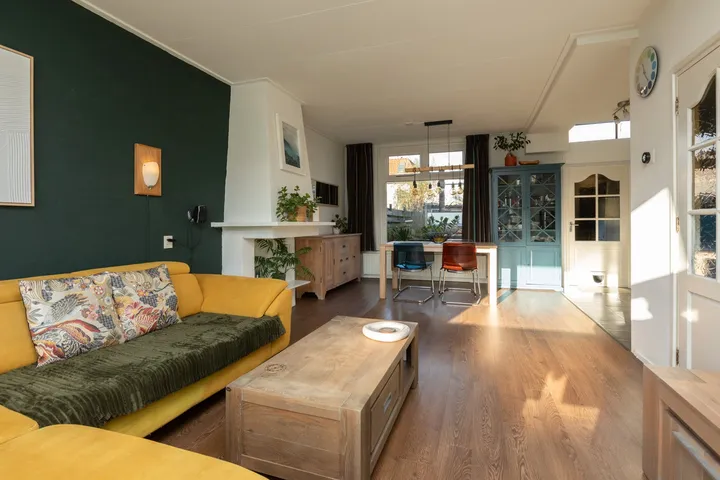 Tussenwoning te koop: Willem Lodewijkstraat 43, Sperkhem en industrieterrein Houkesloot Sneek
