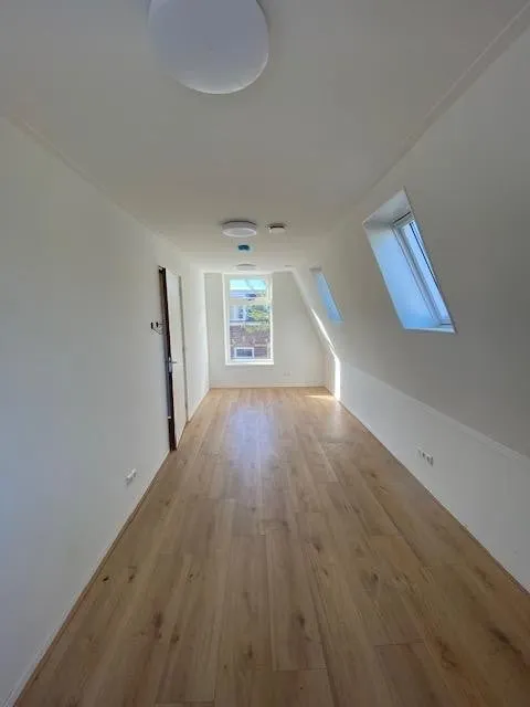 Huurwoning: Willem Loréstraat 43 in Leeuwarden - €895 per maand - 183m²