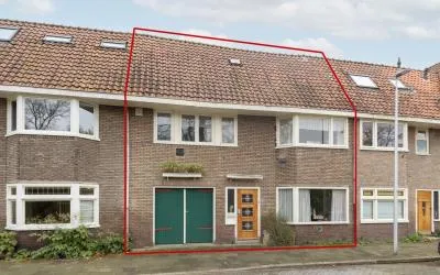 Tussenwoning te koop: Willem van Abcoudeplein 5, Utrecht
