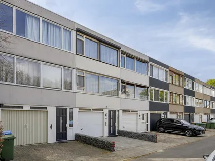Tussenwoning te koop: Willem van Boelrestraat 3, Breda