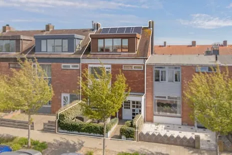 Tussenwoning te koop: Willem van de Veldelaan 40, Hercules Segherslaan e.o. Vlissingen