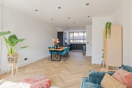 Tussenwoning te koop: Willemsbeekweg 56, Velseroord Ijmuiden