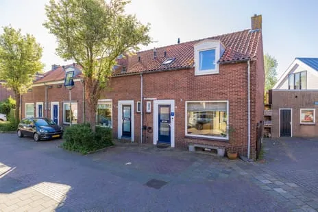 Hoekwoning te koop: Willemskade 20, Oranjebuurt Lisse