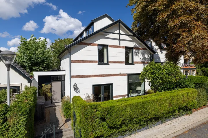 Vrijstaande woning te koop: Willemslaan 8, Spiegelzicht Bussum