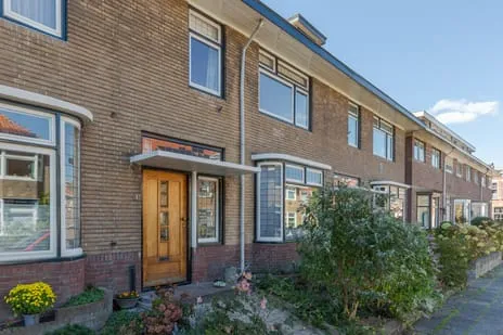 Tussenwoning te koop: Willemstraat 9, Stationsbuurt Sneek