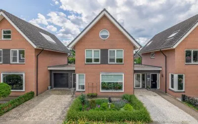 Tussenwoning te koop: Willi Martinalistraat 20, De Vennen Deurne