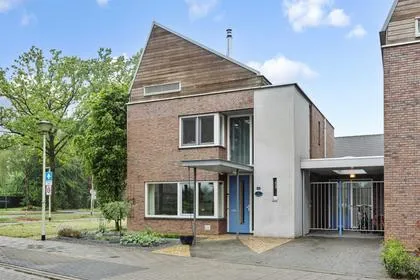 Hoekwoning te koop: Willi Martinalistraat 48, De Vennen Deurne