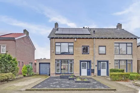 Twee-onder-één-kap te koop: Willibrorduslaan 63A, Valkenswaard