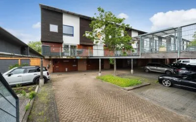 Terraced house for sale: Willy den Oudenstraat 35, Terbregge Rotterdam
