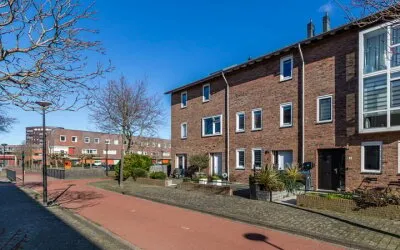 Tussenwoning te koop: Wim Kanstraat 4, Zonne Veld 'S-Gravenhage