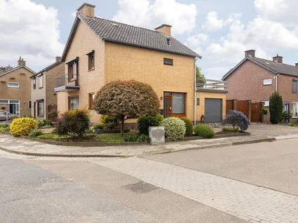 Vrijstaande woning te koop: Winandusstraat 36, Meers Elsloo