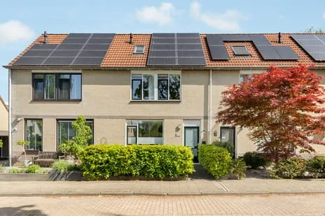 Tussenwoning te koop: Winde 130, Tweede woonwijk Zeewolde