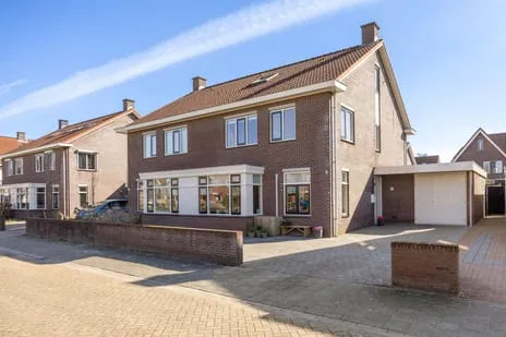 Twee-onder-één-kap te koop: Winde 9, Assen