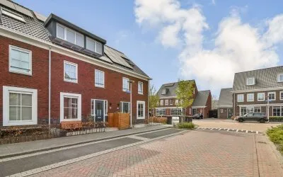 Tussenwoning te koop: Windkracht 21, Bloemenbuurt Lisse