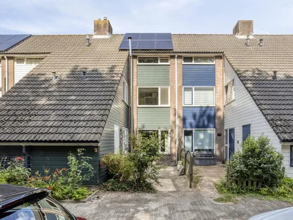 Tussenwoning te koop: Windmolen 93, Grote Waal - Buurt 13 07 Hoorn