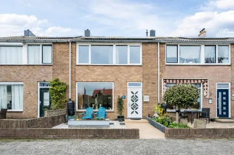 Tussenwoning te koop: Winkelmanplantsoen 28, Zuid I en II Egmond Aan Zee