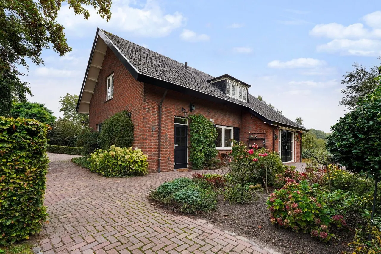 Vrijstaande woning te koop: Winterdijk 21, Sprang-Capelle