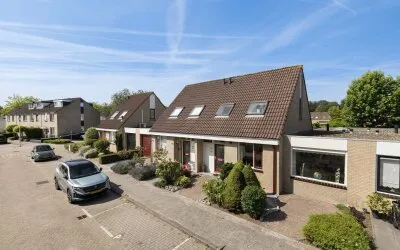 Tussenwoning te koop: Winterkoning 13, Oud-Beijerland Zoomwijck Oud-Beijerland