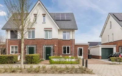 Twee-onder-één-kap te koop: Winterkoning 34, Reigersborg Noord Hoogkarspel