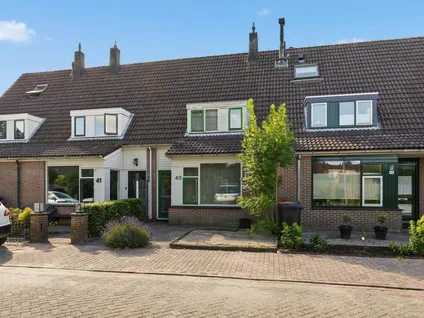 Tussenwoning te koop: Winterkoninkje 40, Kersenboogerd-Noord - Buurt 32 00 Hoorn