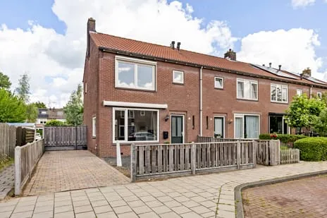 Hoekwoning te koop: Winterstraat 24, Dorp Driemond Amsterdam
