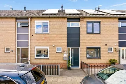 Tussenwoning te koop: Wisentstraat 9, Faunabuurt Zuidwest Almere