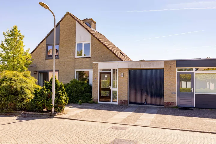 Tussenwoning te koop: Witbol 17, Trasselt Hoogeveen