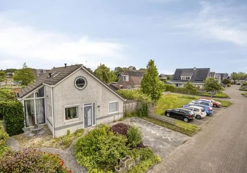 Vrijstaande woning te koop: Wite Muonts 11, Heeg Heeg