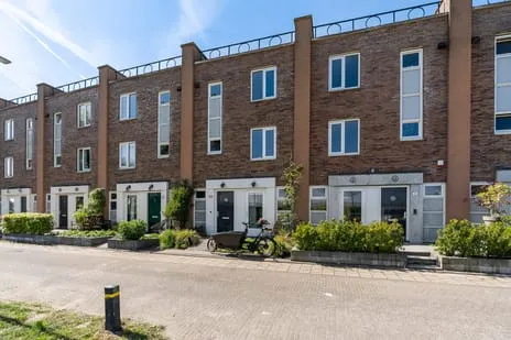 Terraced house for sale: Witmos 12, Mossen Houten