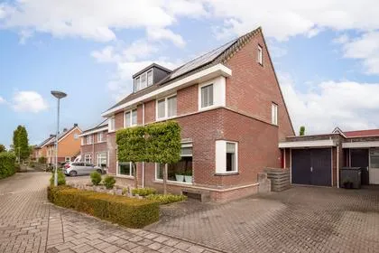 Tussenwoning te koop: Witte Dam 65, Westwoud Westwoud