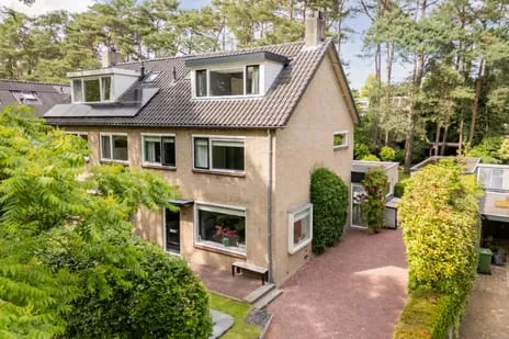 Twee-onder-één-kap te koop: Witte de Withlaan 10, Doorn-Noordwest Doorn