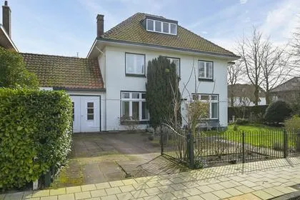 Tussenwoning te koop: Wittenburgerweg 52, Wassenaar