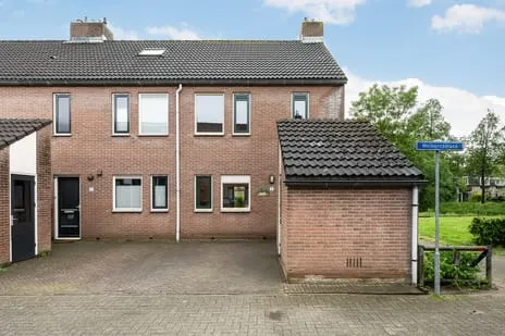 Hoekwoning te koop: Wolbertsmate 8, Gerenbroek Zwolle