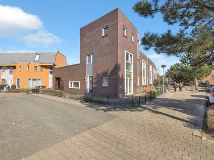 Hoekwoning te koop: Woldplantsoen 1, Wold Lelystad