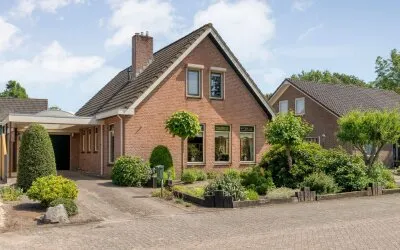 Detached house for sale: Wolfweg 26, Schuinesloot Kern Schuinesloot