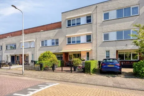 Tussenwoning te koop: Wolga 167, Esse Laag Nieuwerkerk Aan Den Ijssel