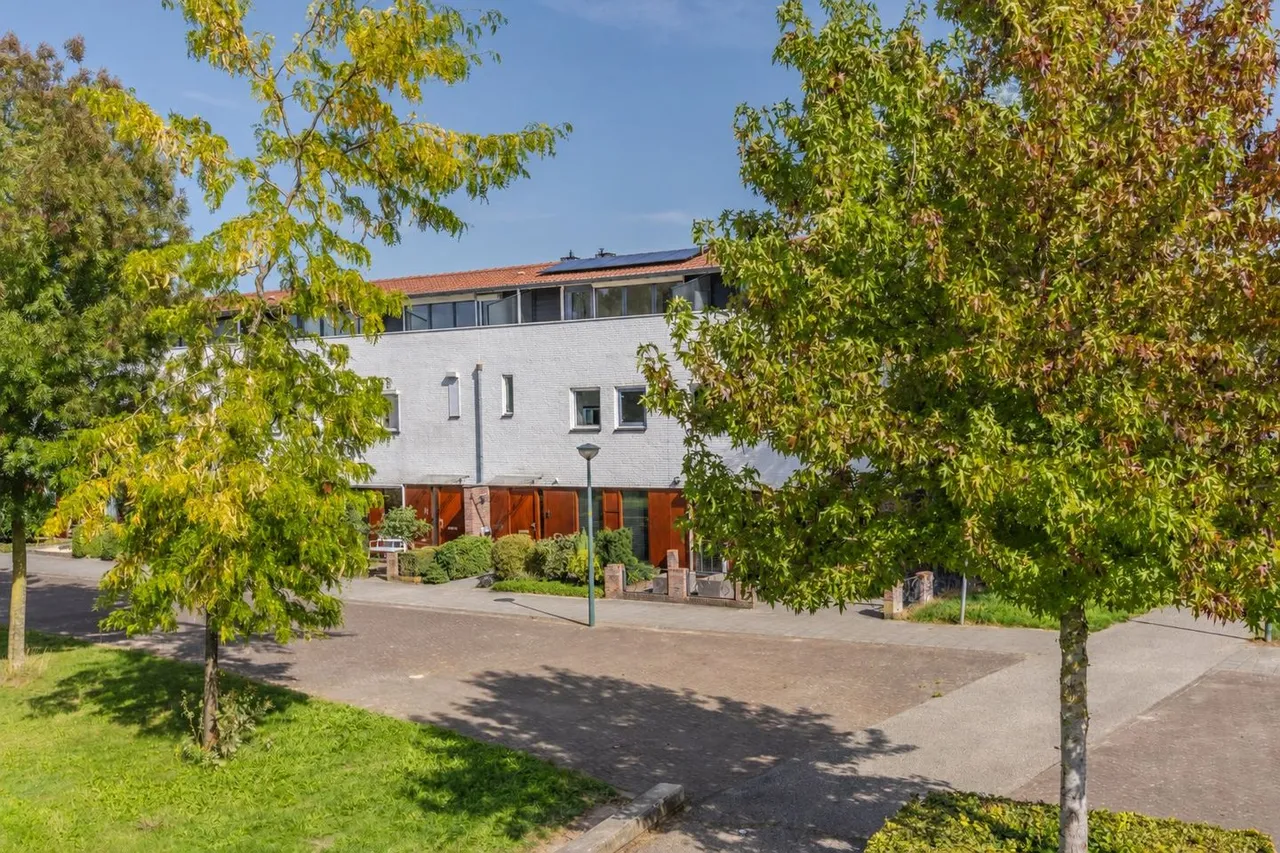 Tussenwoning te koop: Wolkenhemel 8, Elst (Ge)