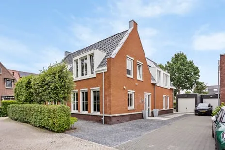 Twee-onder-één-kap te koop: Wollefoppenweg 27H, Nesselande Rotterdam