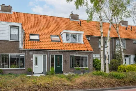 Tussenwoning te koop: Wollegras 19, Opstal Naaldwijk