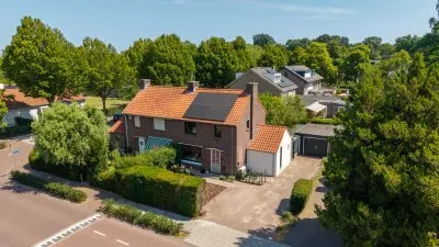 Twee-onder-één-kap te koop: Wollenbergstraat 13, Waalre Waalre