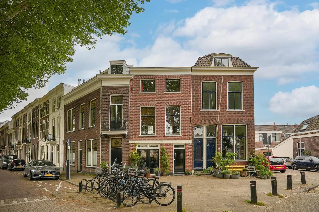Tussenwoning te koop: Wolter Heukelslaan 38, Utrecht