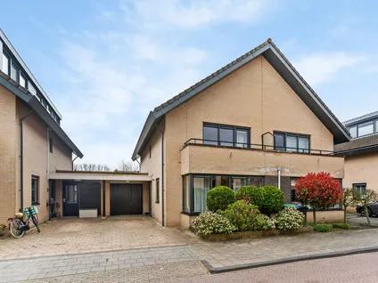 Tussenwoning te koop: Wolvenburg 6, Vrijenburg Barendrecht